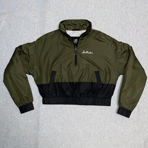 Hollister Crop Fleece-lined Half-zip Windbreaker - Picture 2 of 10